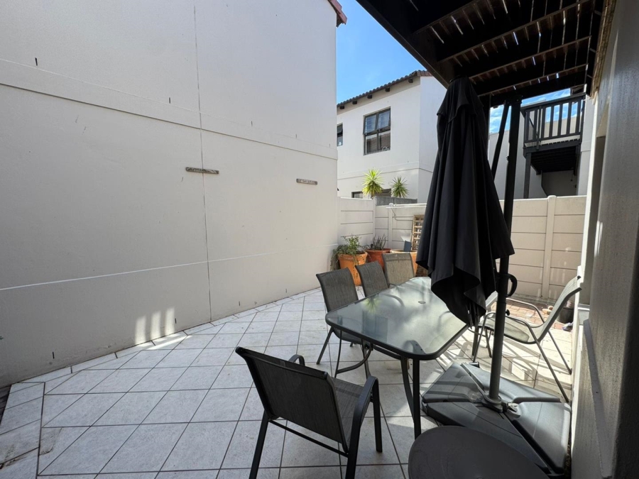 3 Bedroom Property for Sale in Royal Ascot Western Cape